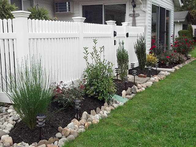 santini landscaping image